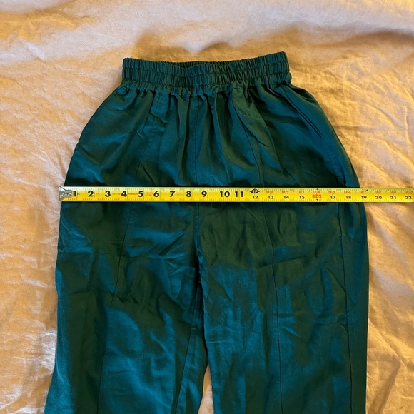 Tradlands Paloma Linen Pants in Emerald - Picture 6 of 12